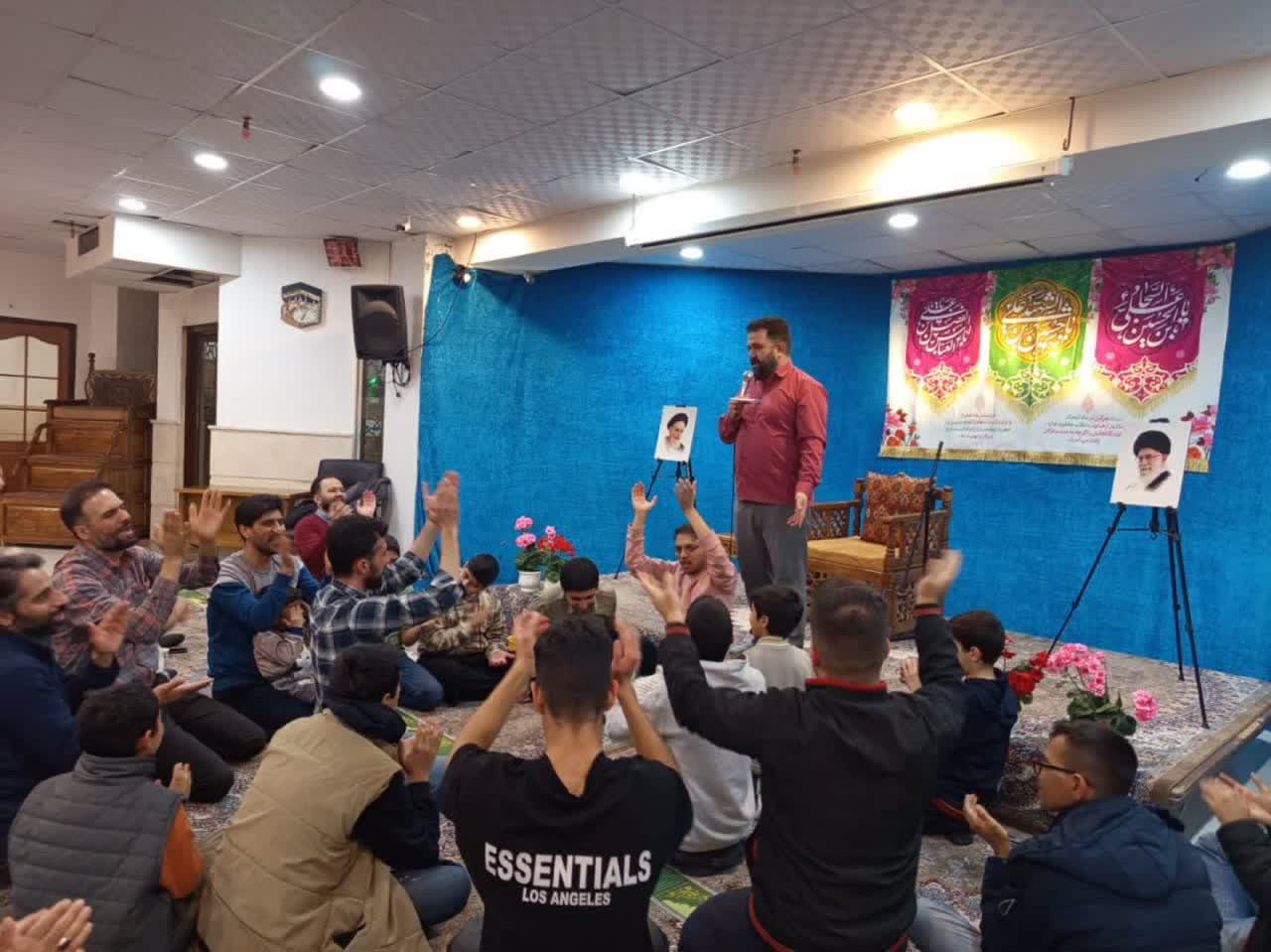 مولودی خوانی حاج حسن جوکار در ولادت امام حسین (علیه السلام)